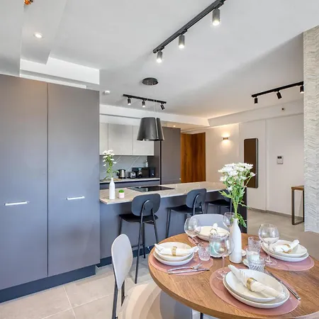 Stylish 1 Bedroom St Julians Sleeps 4 Apartament St. Paul's Bay