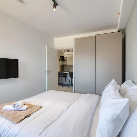 Stylish 1 Bedroom St Julians Sleeps 4 Apartament *
