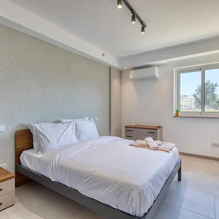 公寓 Stylish 1 Bedroom St Julians Sleeps 4 圣保罗湾城
